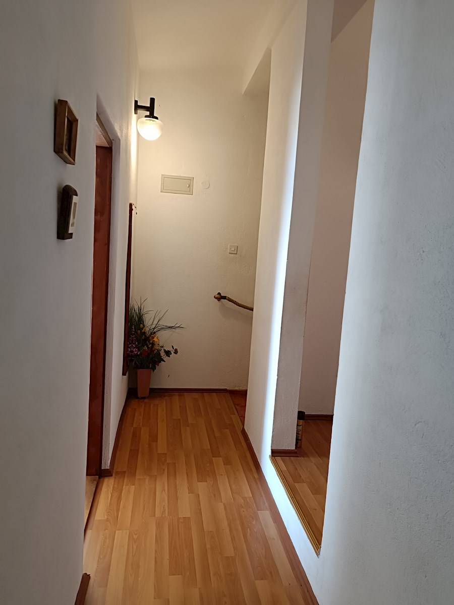 Haus Zu verkaufen - SPLITSKO-DALMATINSKA OMIŠ