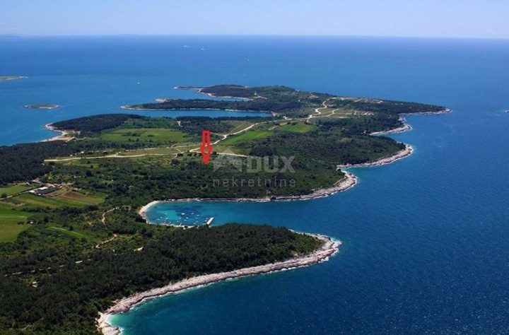 Zemljište na prodaju 1367 m² – Premantura