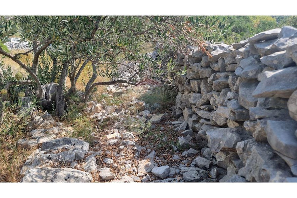 Land For sale - SPLITSKO-DALMATINSKA TROGIR