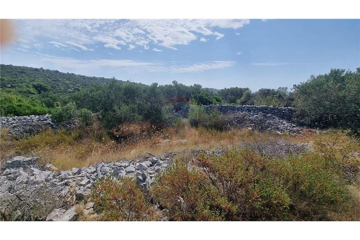 Land For sale - SPLITSKO-DALMATINSKA TROGIR