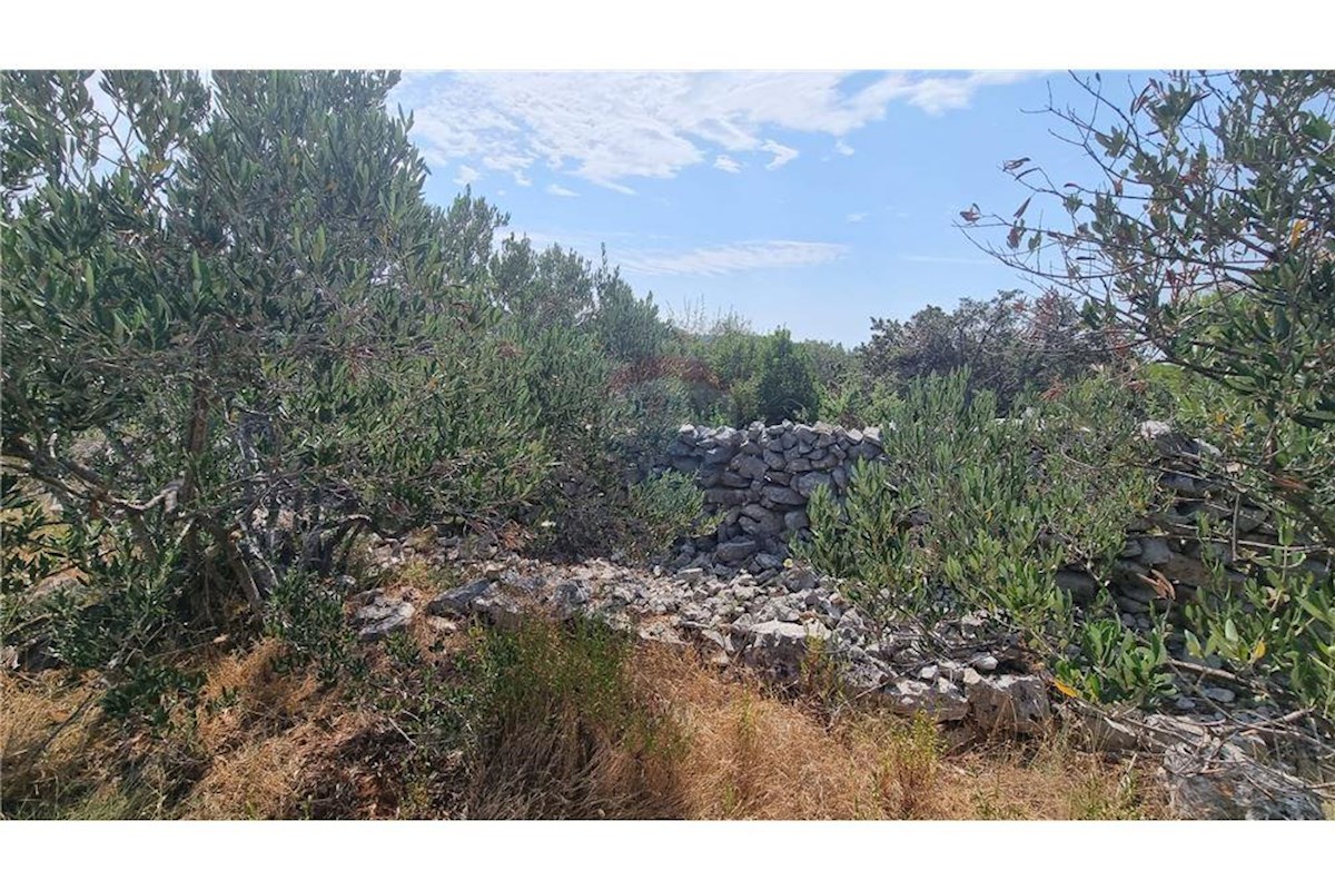 Land For sale - SPLITSKO-DALMATINSKA TROGIR