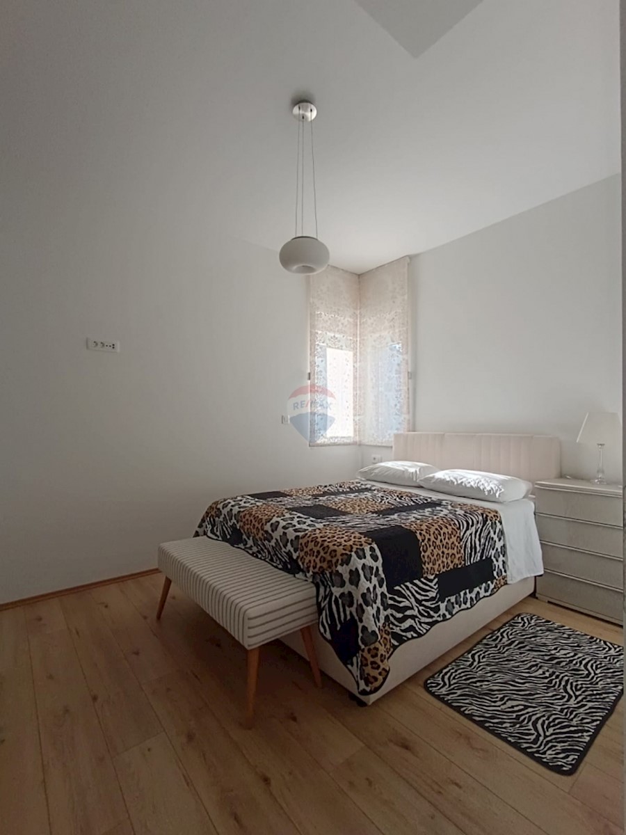 Apartma Na predaj - ŠIBENSKO-KNINSKA VODICE