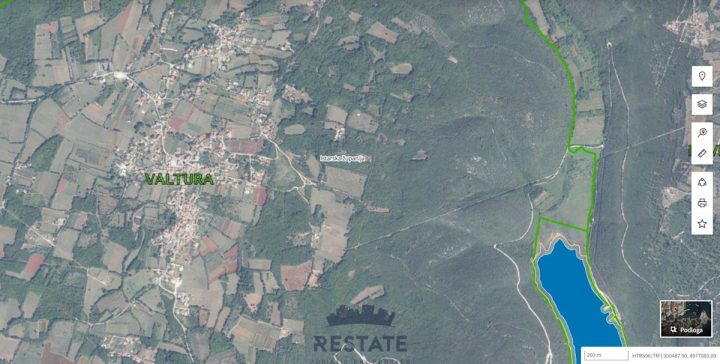 Parcela na predaj 11491 m² – Pula