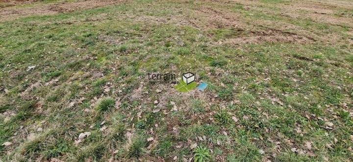 Pozemek na prodej 670 m² – Juršići
