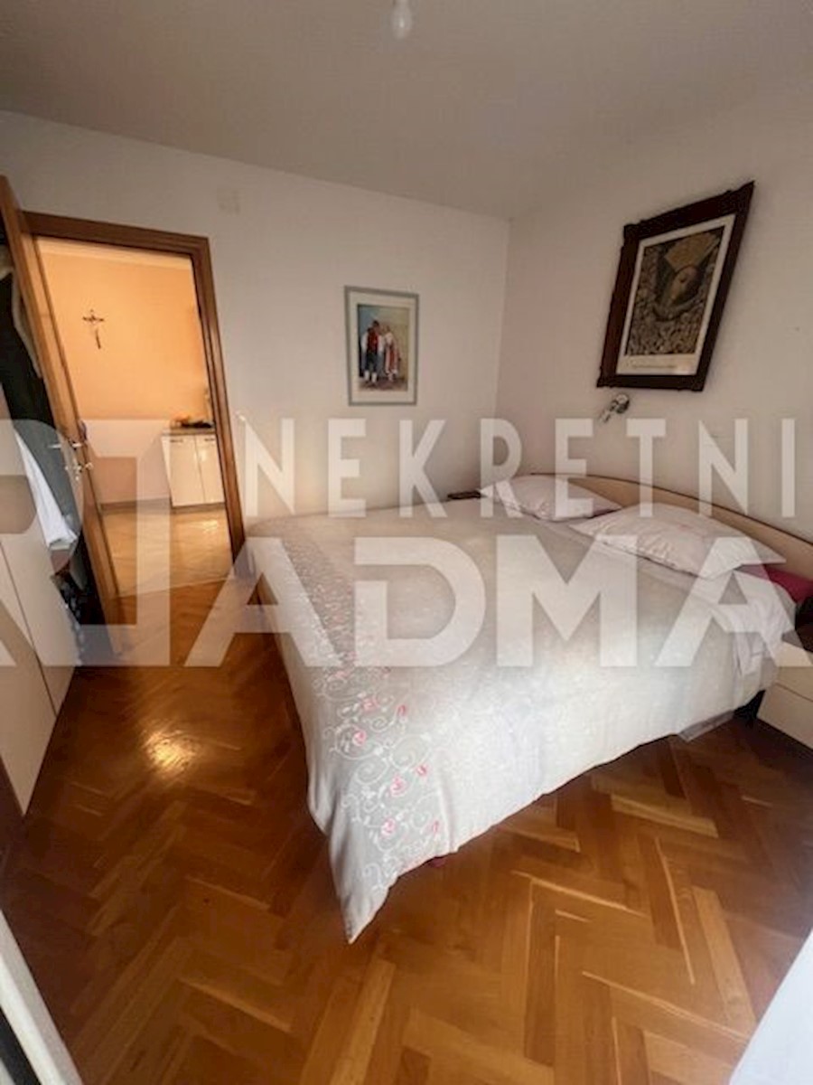 Casa In vendita - SPLITSKO-DALMATINSKA SPLIT