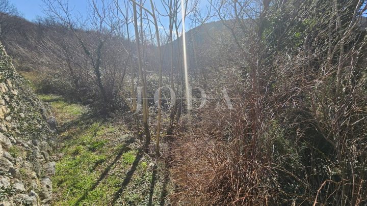 Działka na sprzedaż 777 m² – Grižane