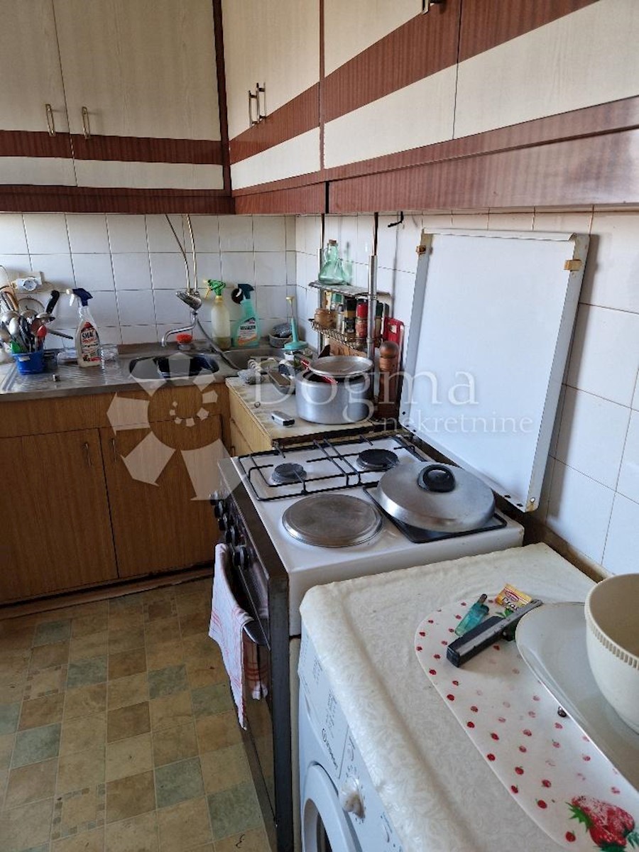 Flat For sale - KARLOVAČKA KARLOVAC