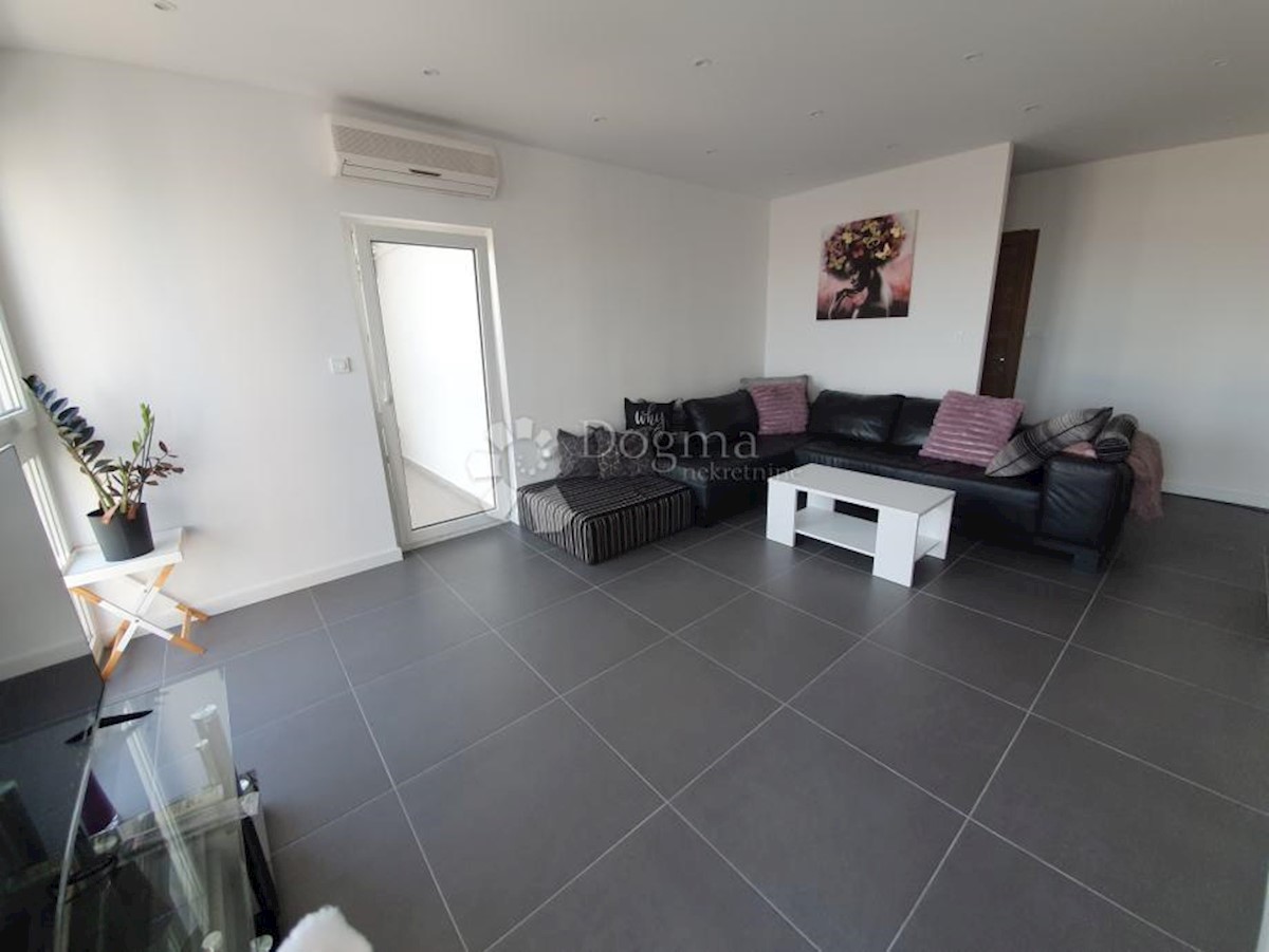 Flat For sale - SPLITSKO-DALMATINSKA SPLIT