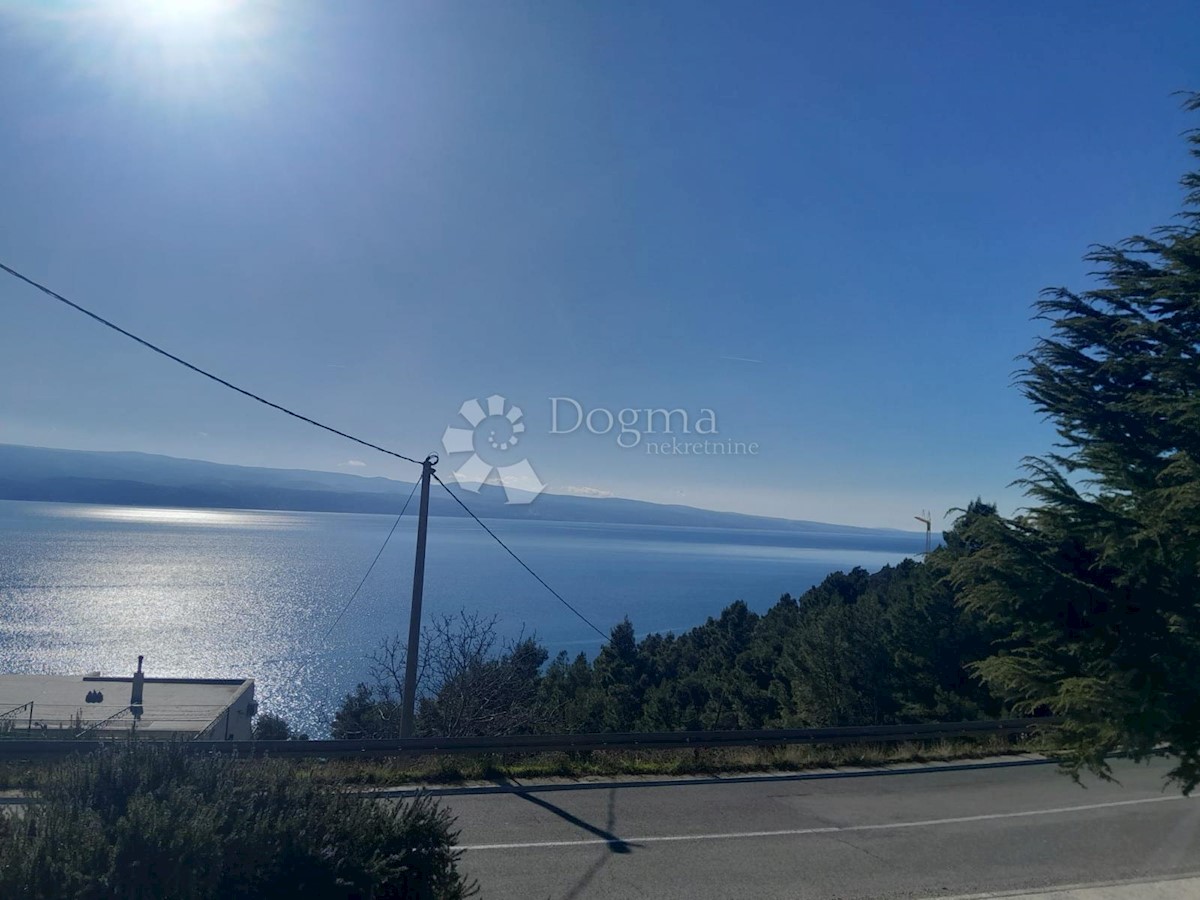 Land For sale - SPLITSKO-DALMATINSKA OMIŠ