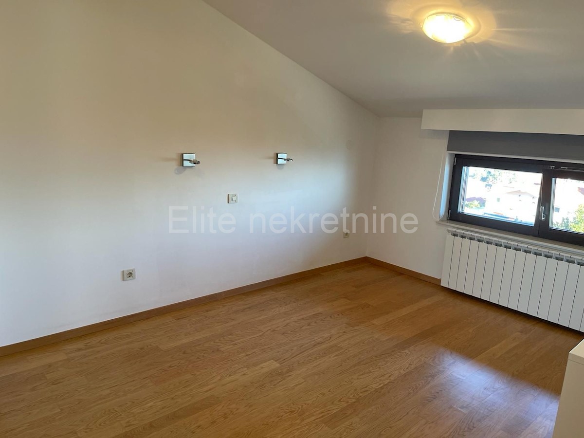 Apartma Na predaj - PRIMORSKO-GORANSKA LOVRAN