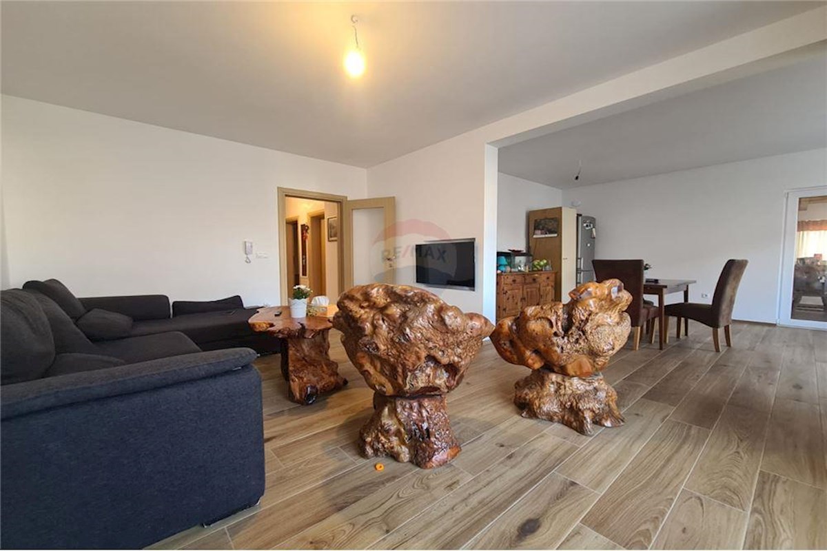 Apartma Na predaj - SPLITSKO-DALMATINSKA ČIOVO