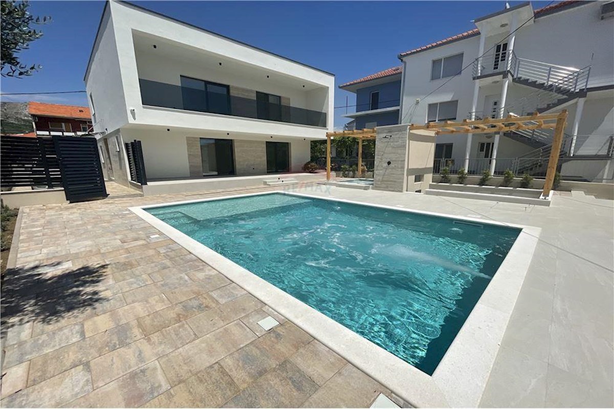 House For sale - SPLITSKO-DALMATINSKA TROGIR