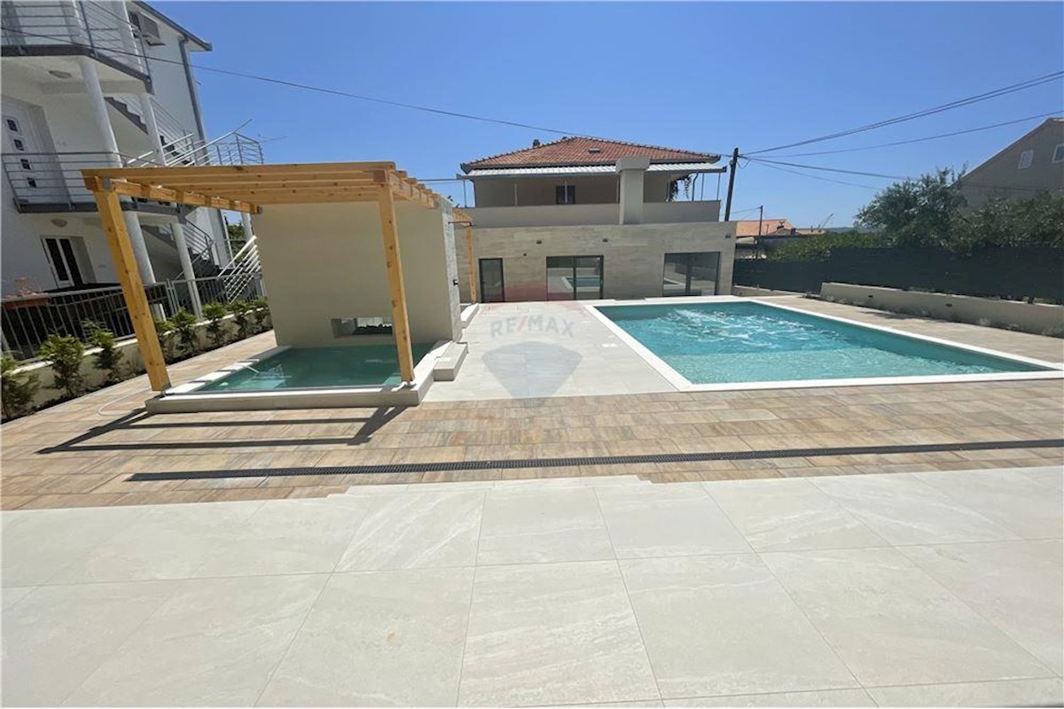 House For sale - SPLITSKO-DALMATINSKA TROGIR