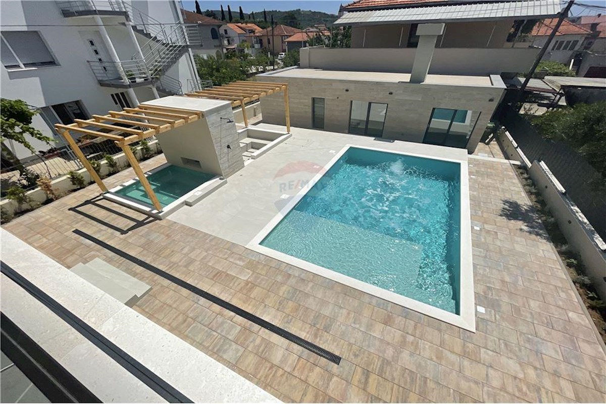 House For sale - SPLITSKO-DALMATINSKA TROGIR