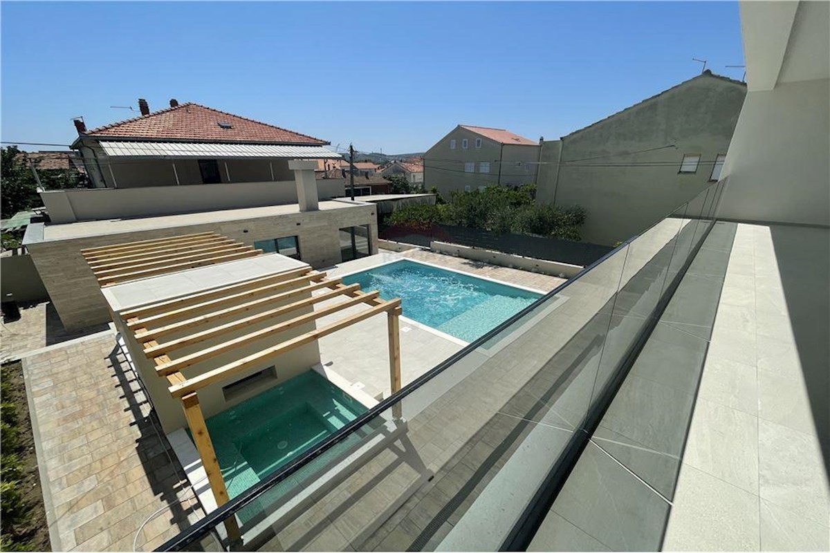 House For sale - SPLITSKO-DALMATINSKA TROGIR