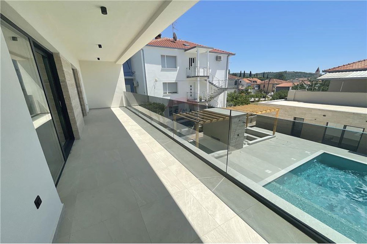 House For sale - SPLITSKO-DALMATINSKA TROGIR