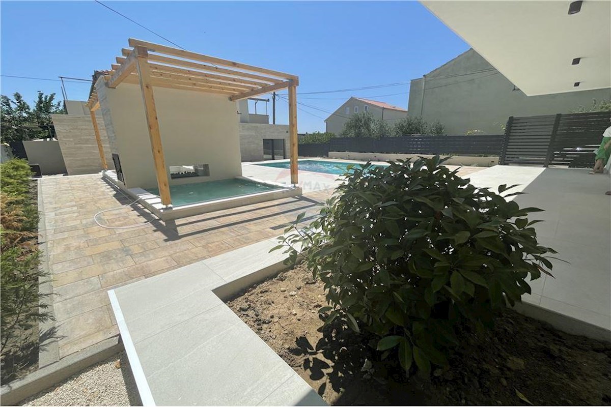 House For sale - SPLITSKO-DALMATINSKA TROGIR