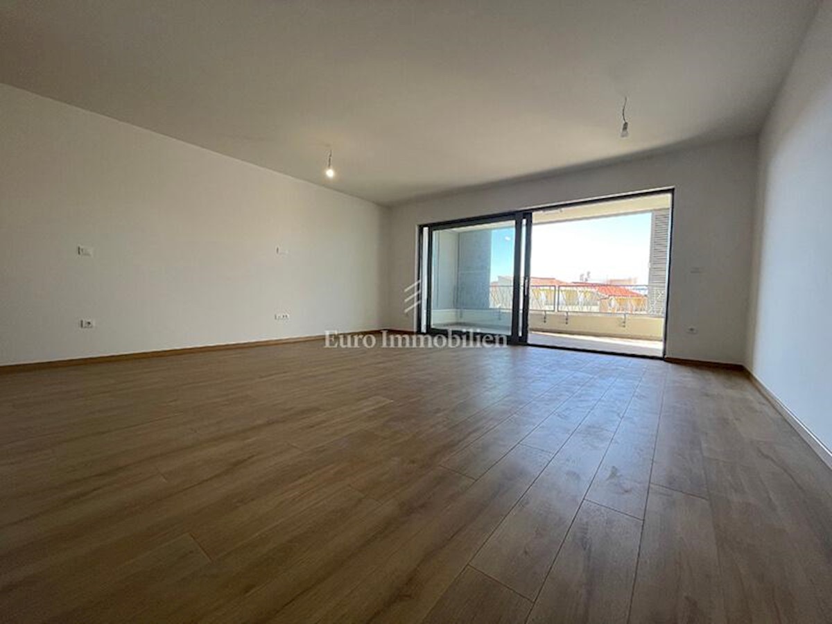 Apartment Zu verkaufen - SPLITSKO-DALMATINSKA BAŠKA VODA