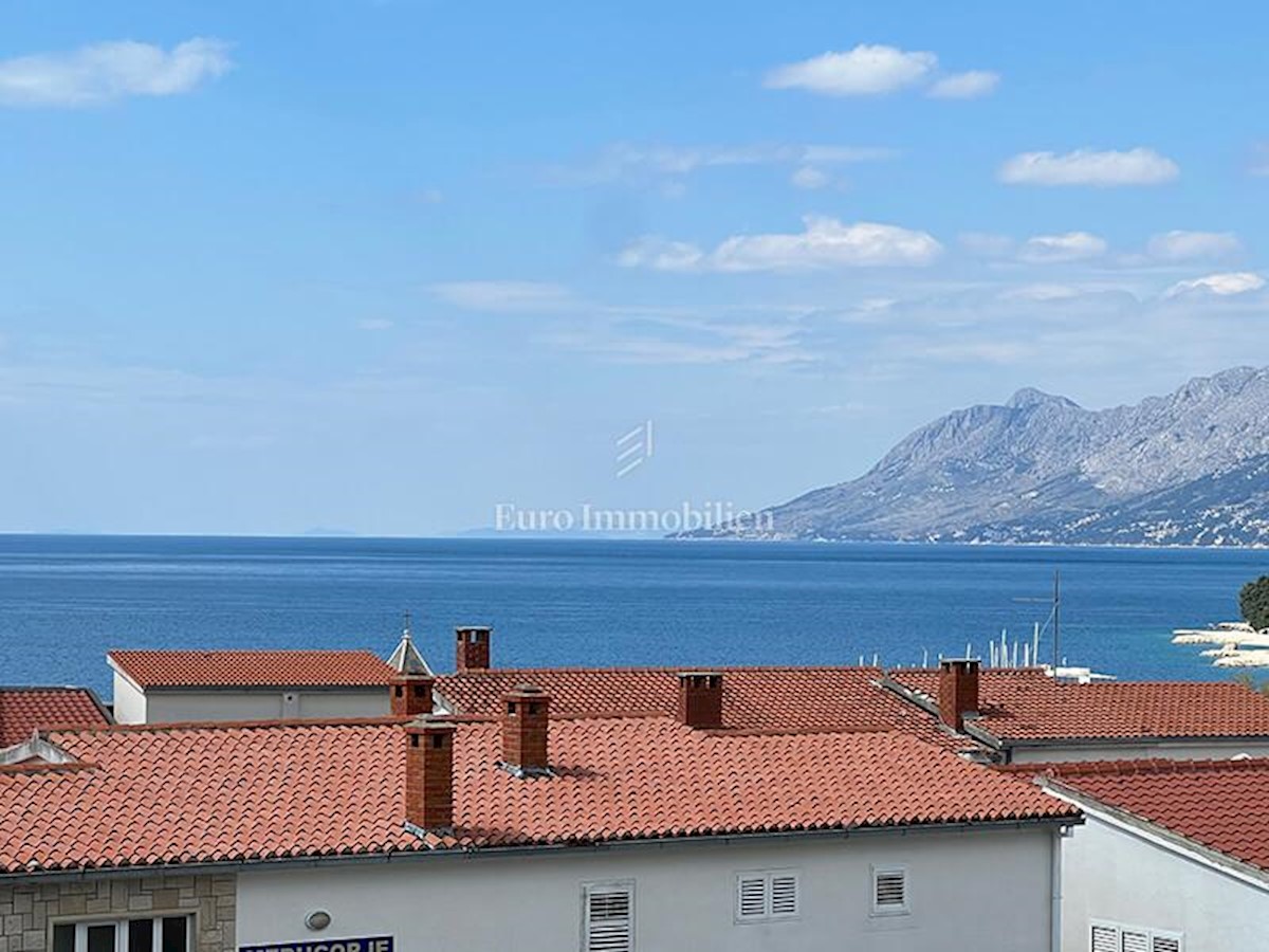 Apartment Zu verkaufen - SPLITSKO-DALMATINSKA BAŠKA VODA