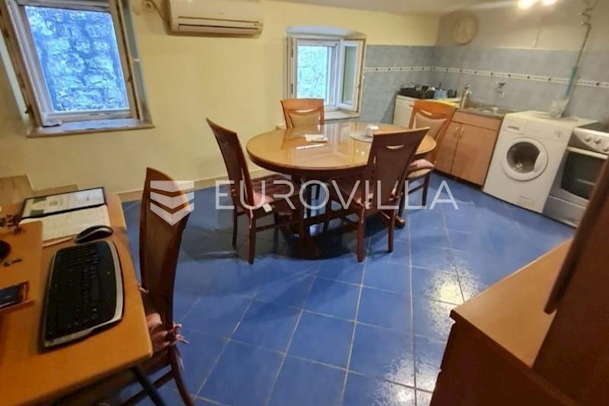 Appartement À vendre - SPLITSKO-DALMATINSKA SPLIT