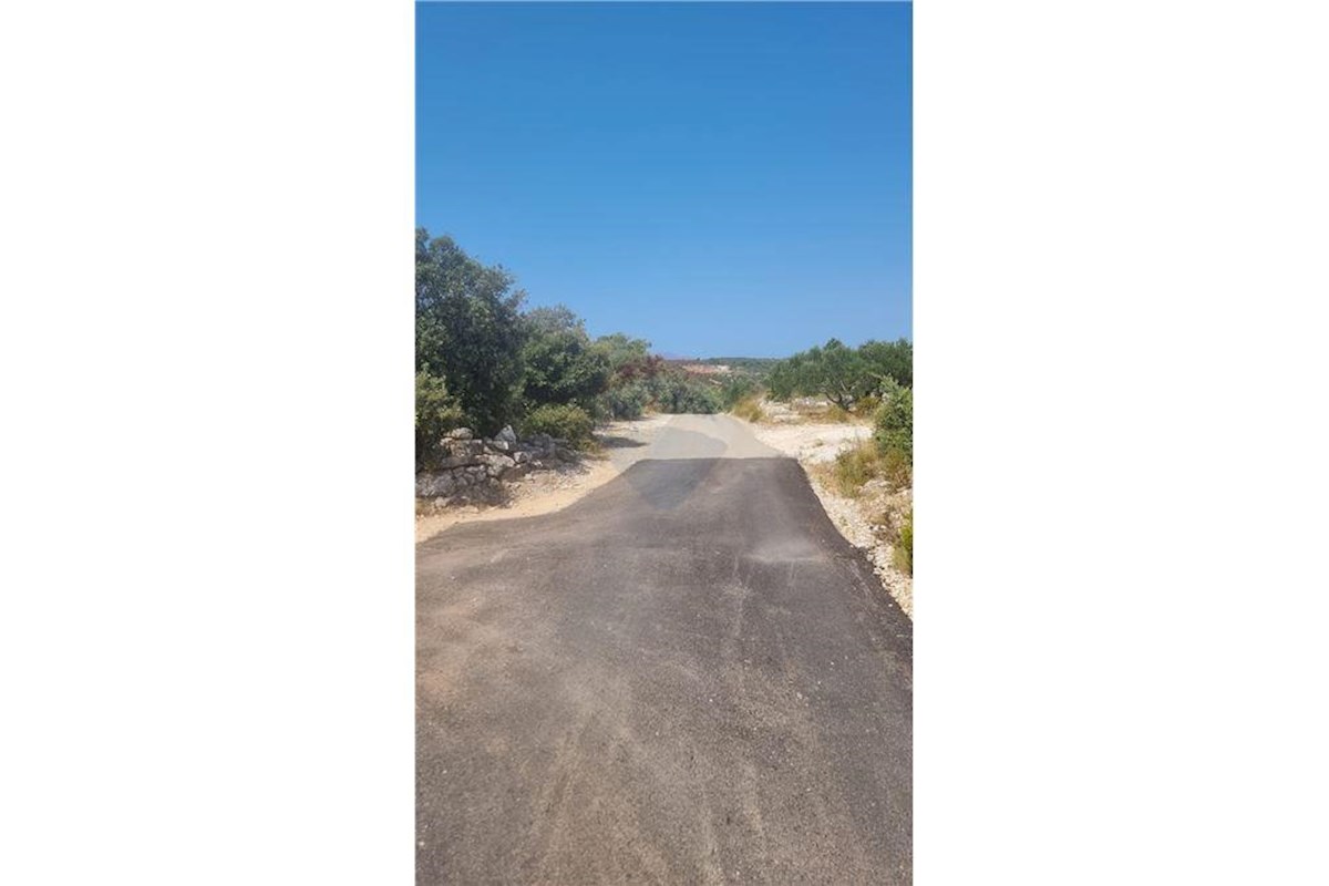 Land For sale - SPLITSKO-DALMATINSKA TROGIR