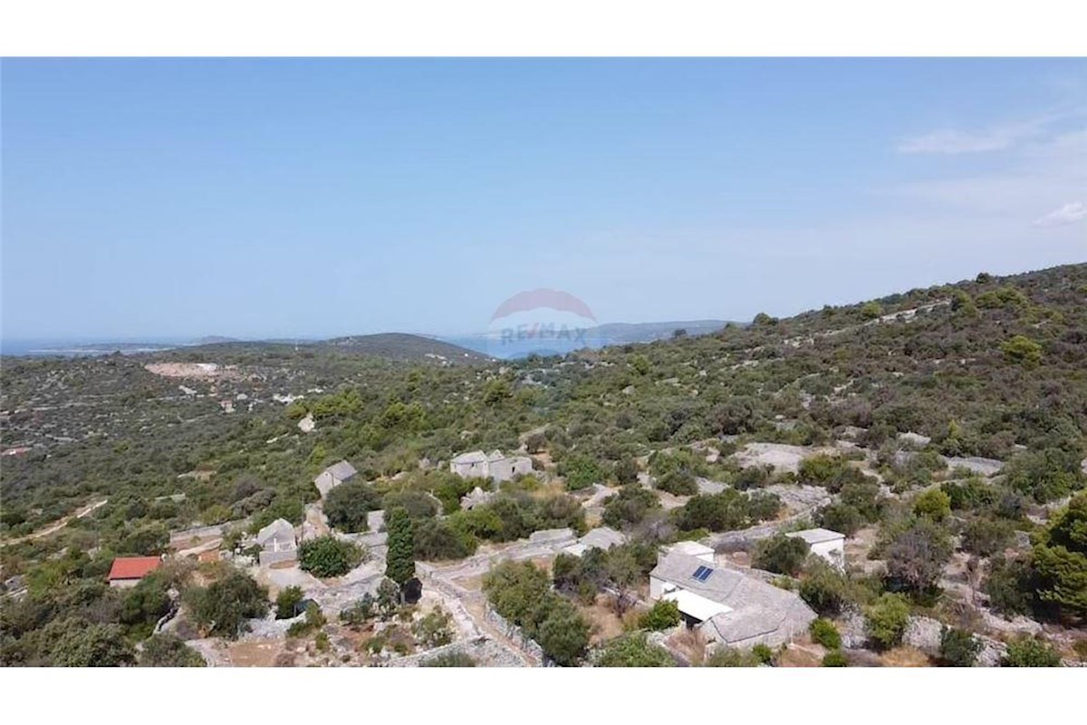 Land For sale - SPLITSKO-DALMATINSKA TROGIR