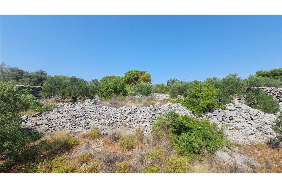 Land For sale - SPLITSKO-DALMATINSKA TROGIR