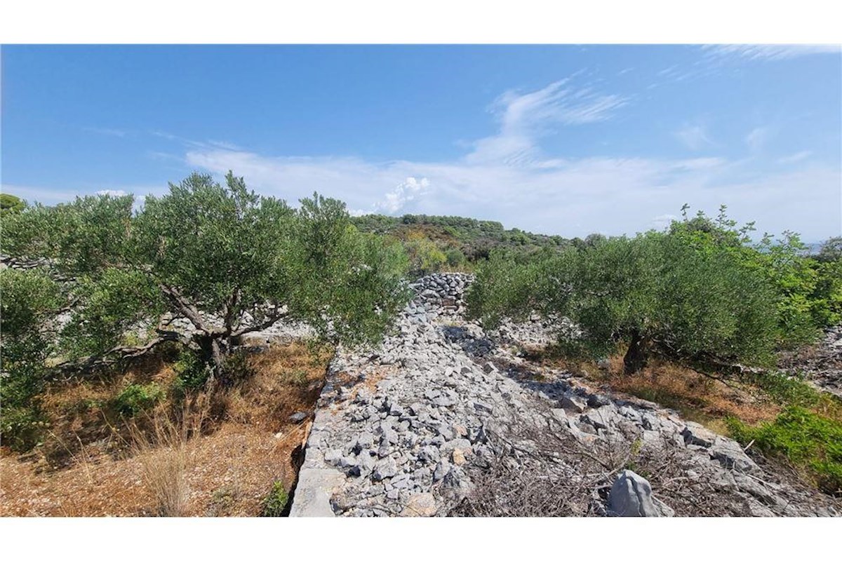 Land For sale - SPLITSKO-DALMATINSKA TROGIR