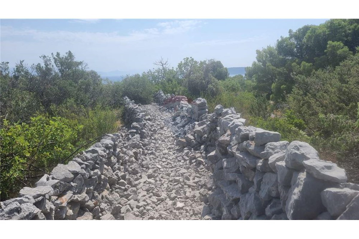 Land For sale - SPLITSKO-DALMATINSKA TROGIR