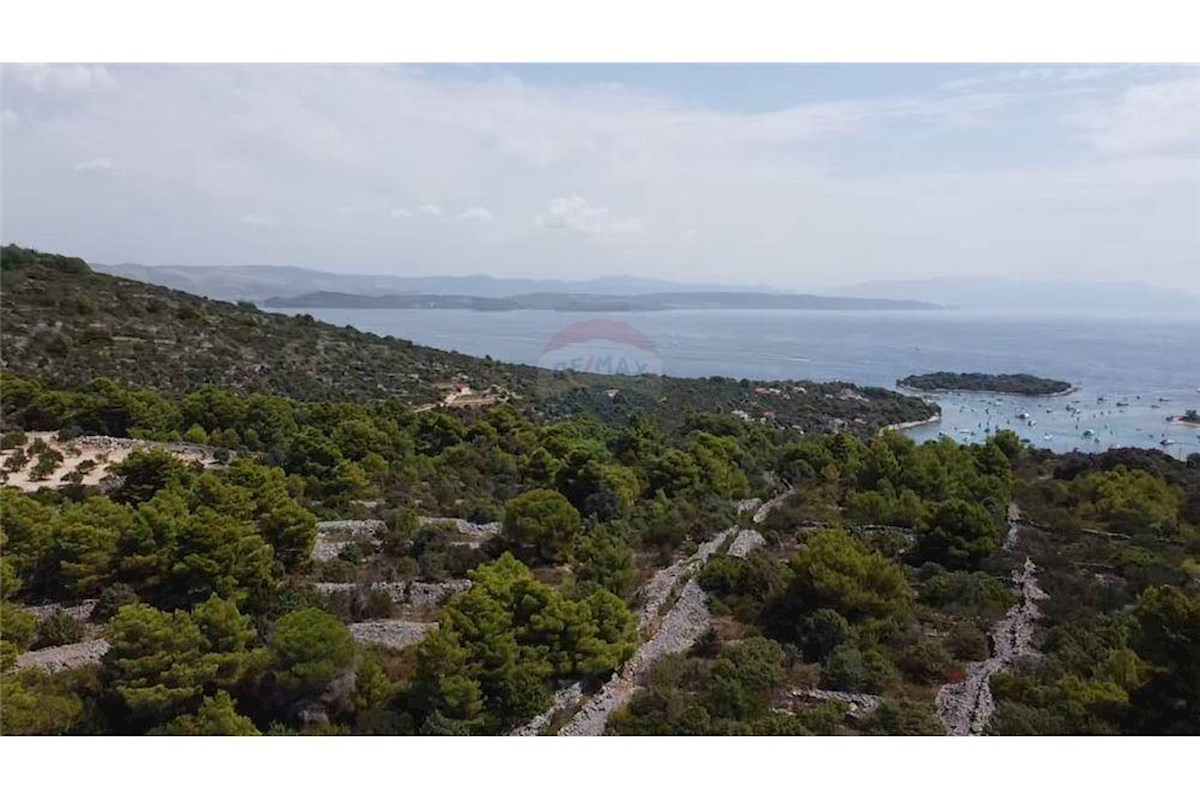 Land For sale - SPLITSKO-DALMATINSKA TROGIR