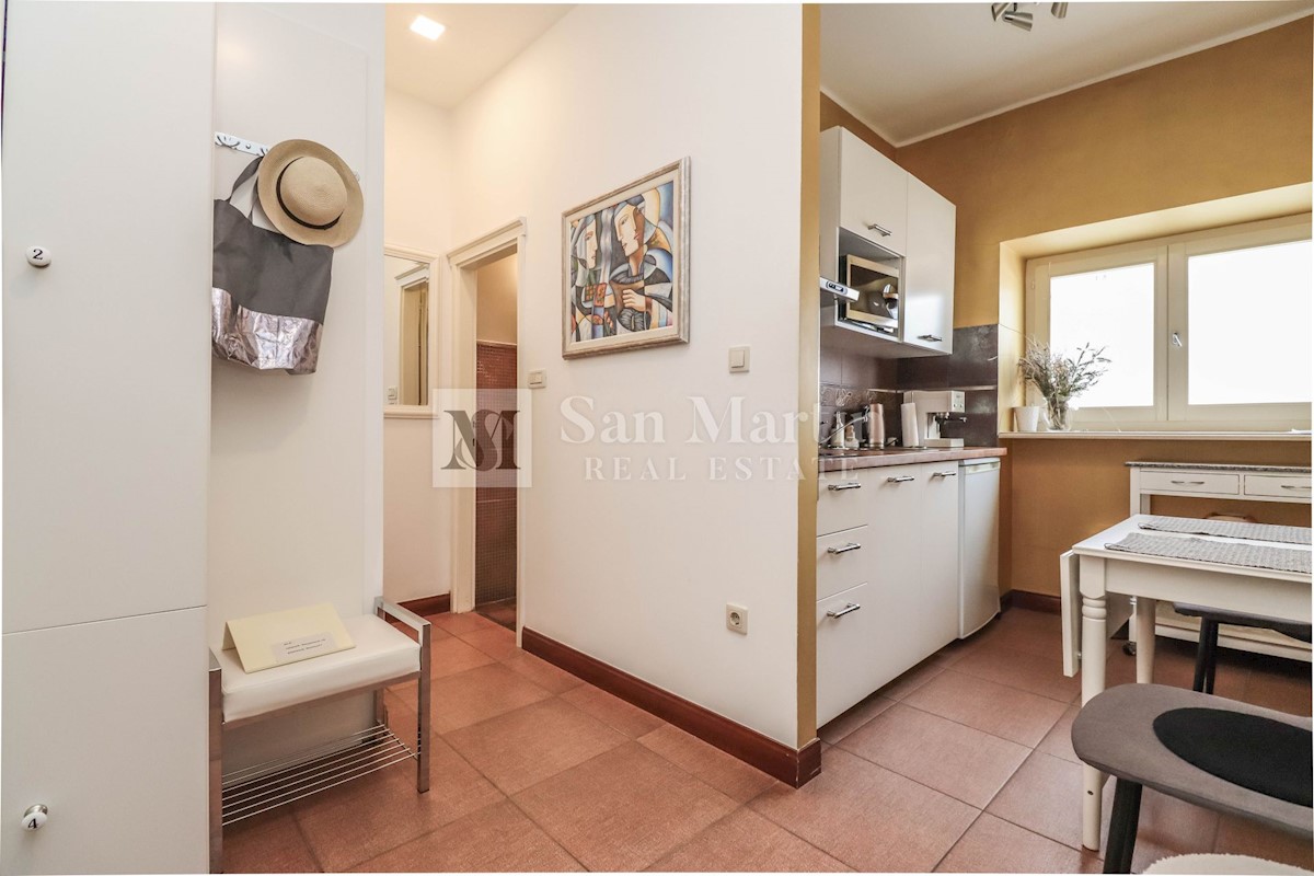 Apartmán Na predaj - ISTARSKA POREČ