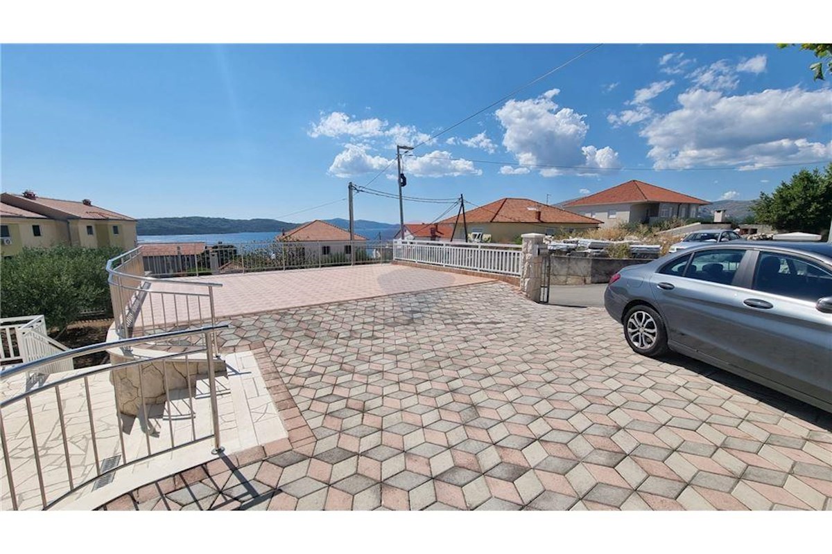 House For sale - SPLITSKO-DALMATINSKA TROGIR