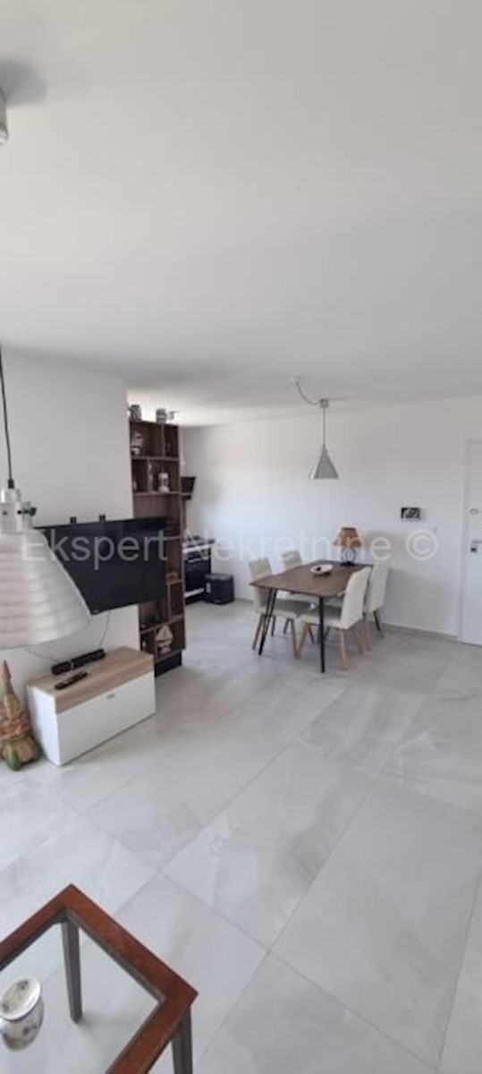 Flat For sale - SPLITSKO-DALMATINSKA ČIOVO