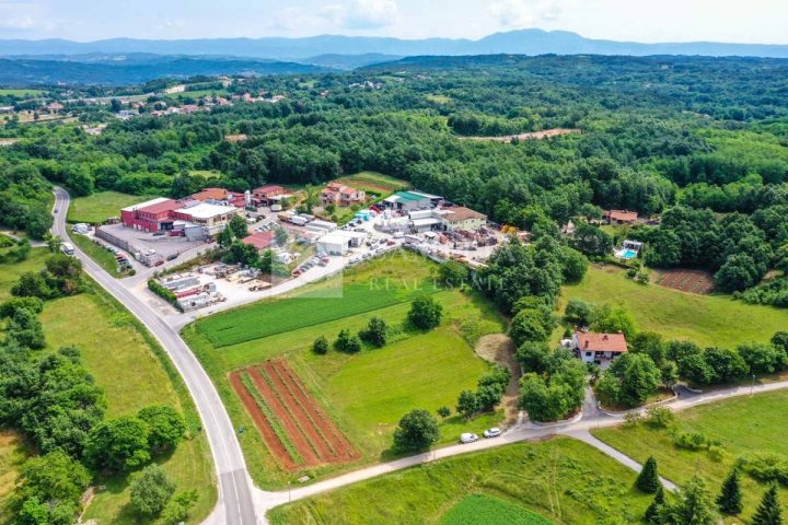 Pozemok na predaj 9500 m² – Zabrežani