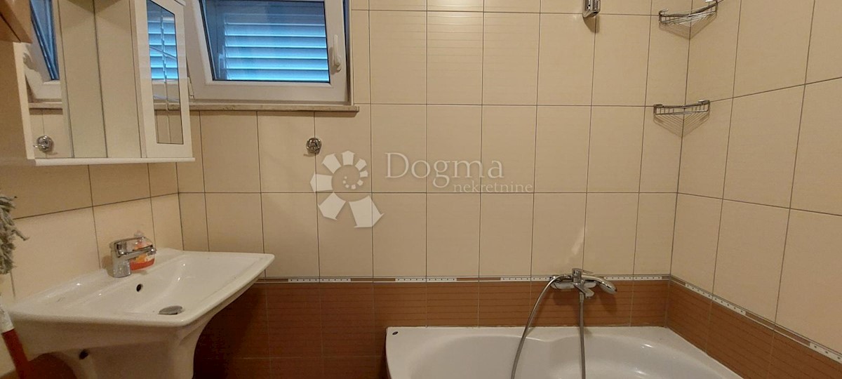 Apartma Na predaj - PRIMORSKO-GORANSKA RAB