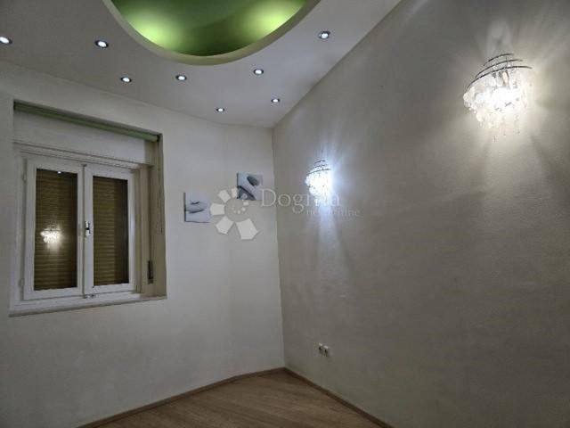 Lokal użytkowy do wynajęcia 48 m² – Rijeka