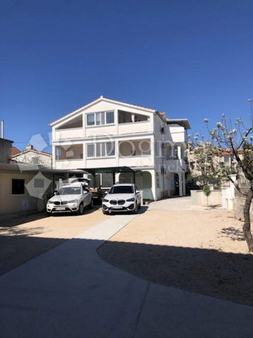 Dom na predaj 350 m² – Pirovac