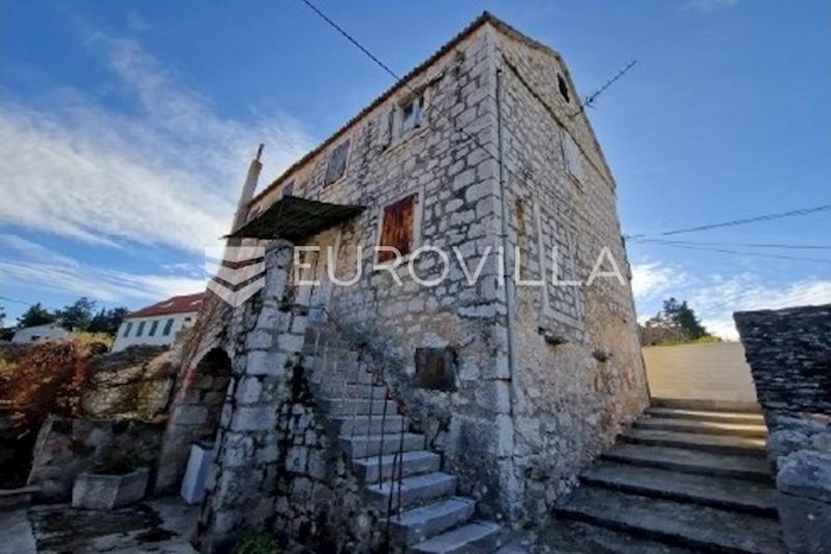 Casa In vendita - SPLITSKO-DALMATINSKA BRAČ