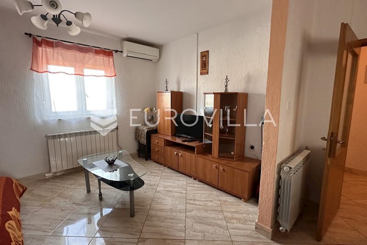 Flat For rent - ISTARSKA ŽMINJ