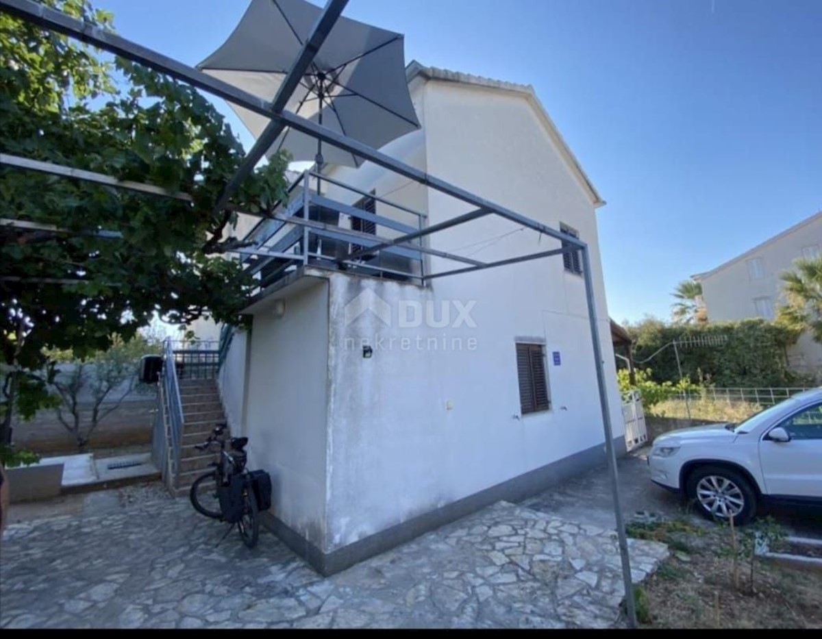 House For sale - ŠIBENSKO-KNINSKA VODICE