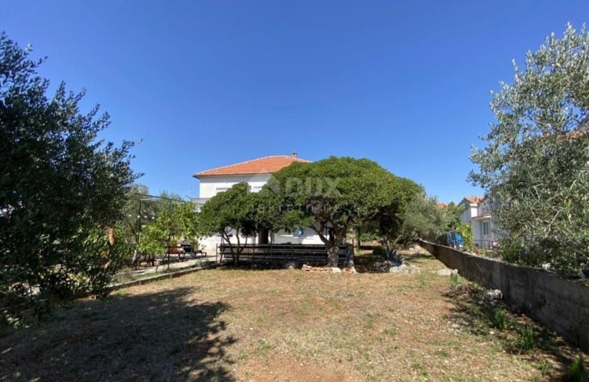 House For sale - ŠIBENSKO-KNINSKA VODICE