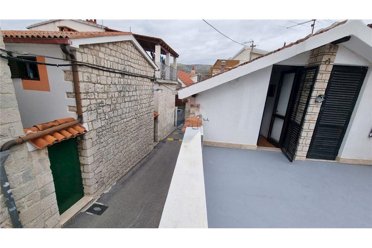 Casa In vendita - SPLITSKO-DALMATINSKA TROGIR