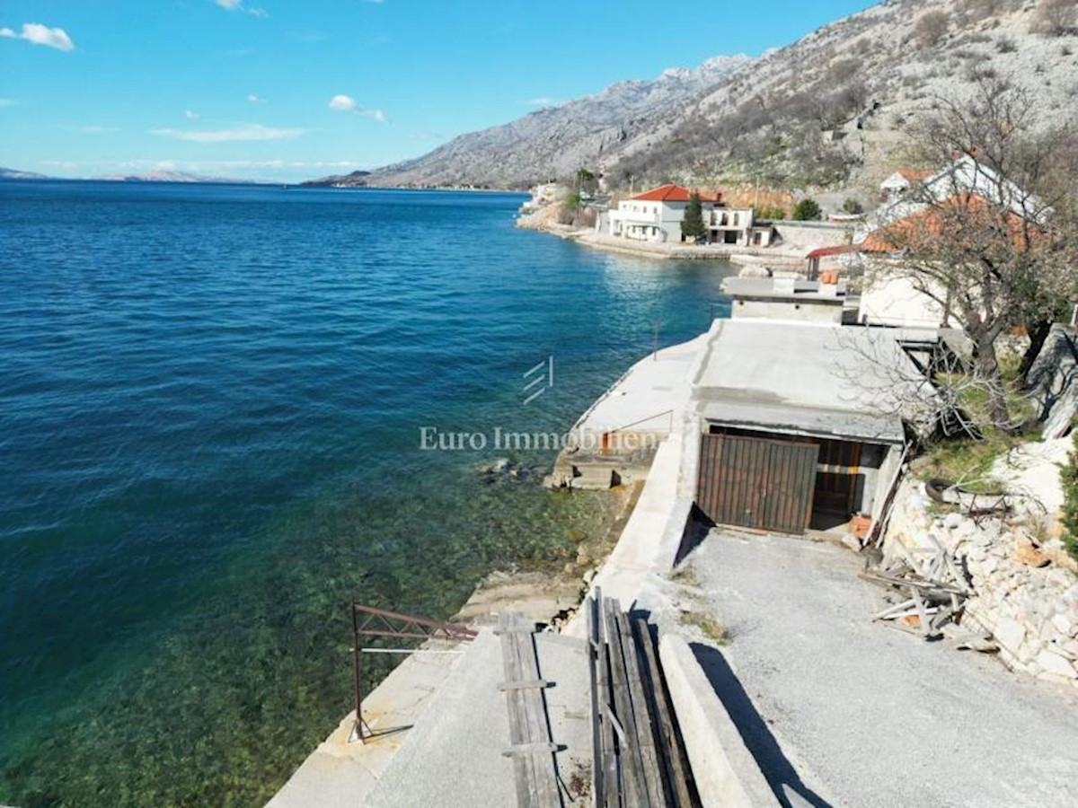 Maison À vendre - LIČKO-SENJSKA KARLOBAG