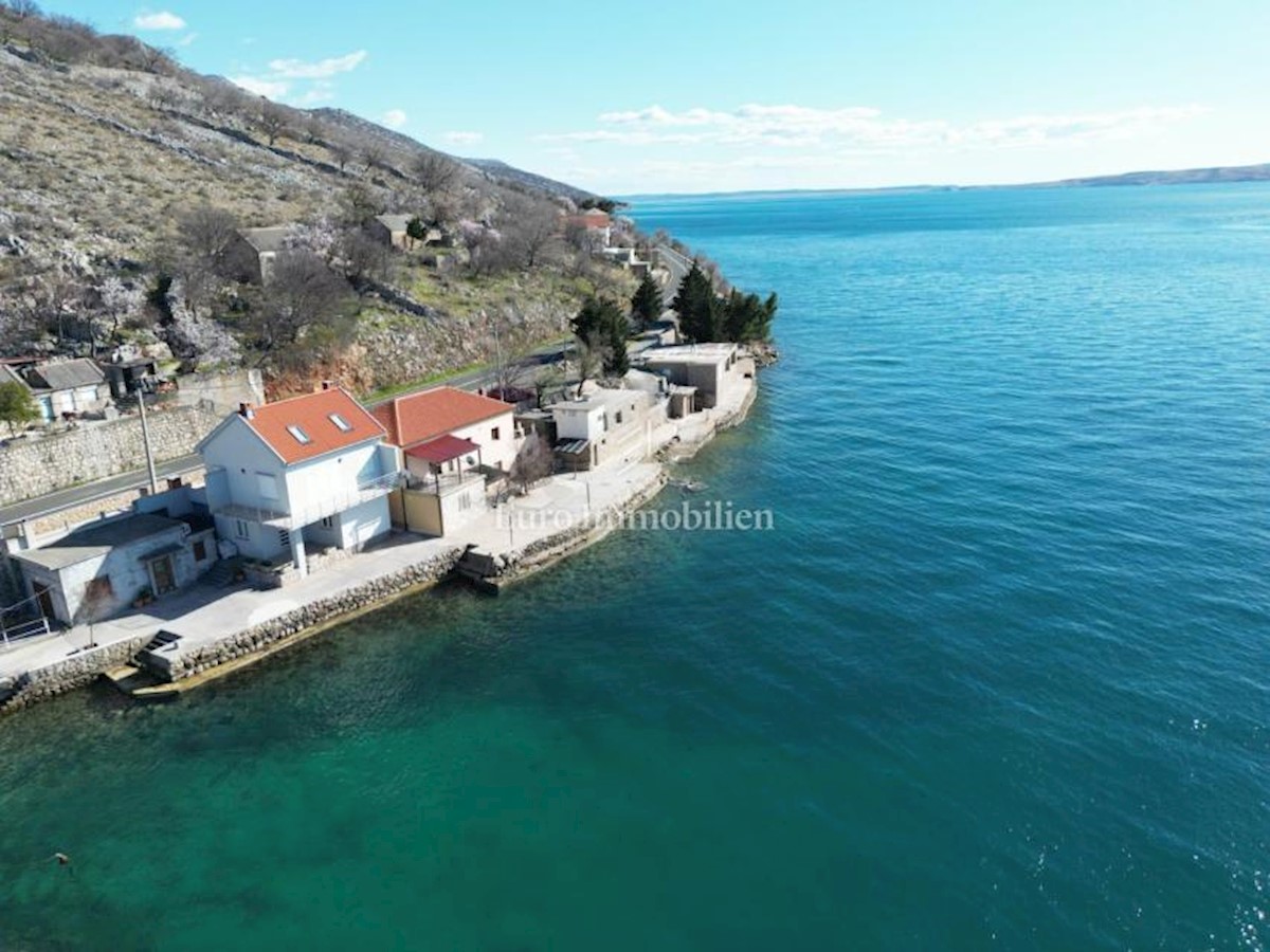 Haus Zu verkaufen - LIČKO-SENJSKA KARLOBAG