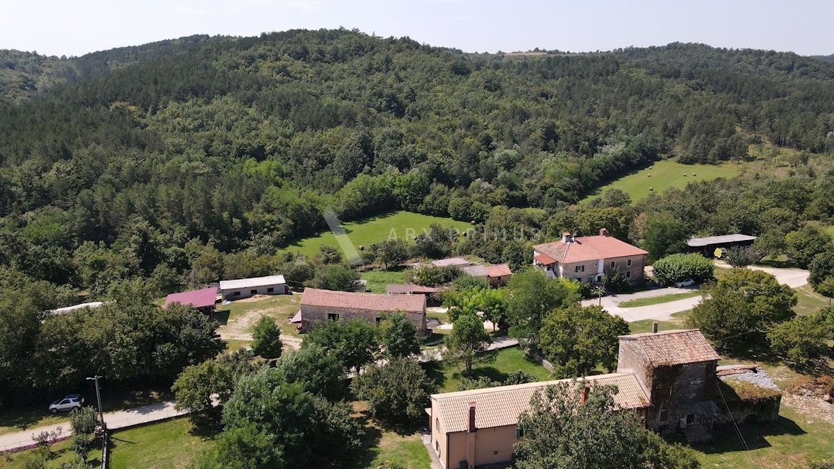 Zemljište Na prodaju - ISTARSKA GROŽNJAN