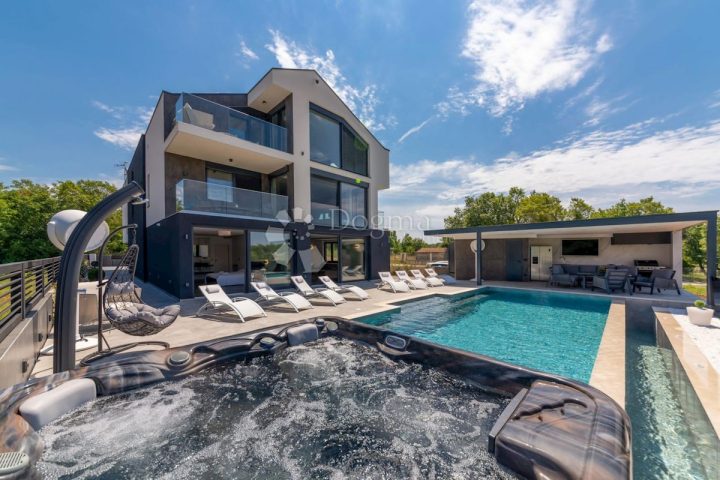 House for sale – Funtana