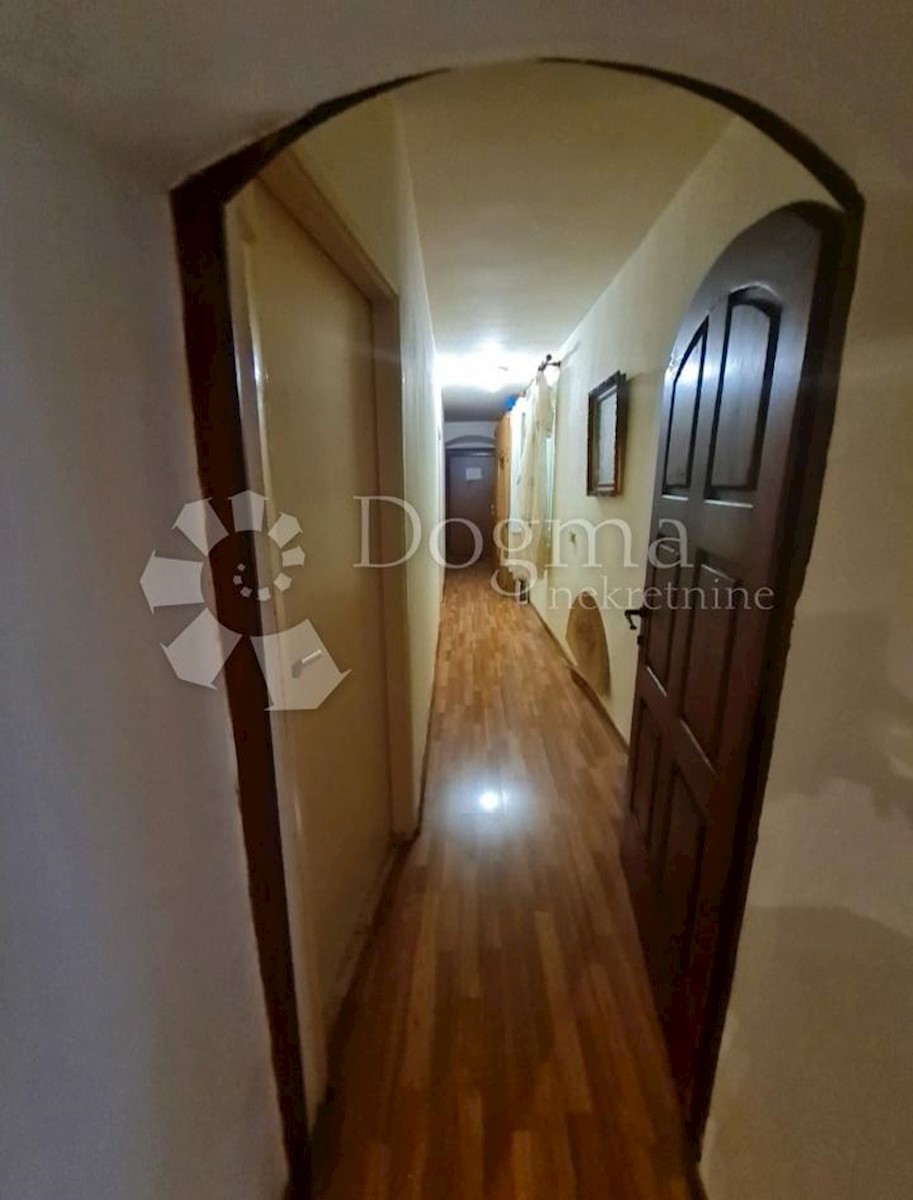 Apartment Zu verkaufen - SPLITSKO-DALMATINSKA SPLIT