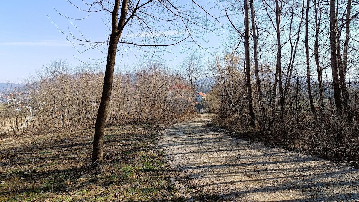 Terreno In vendita - KARLOVAČKA DUGA RESA