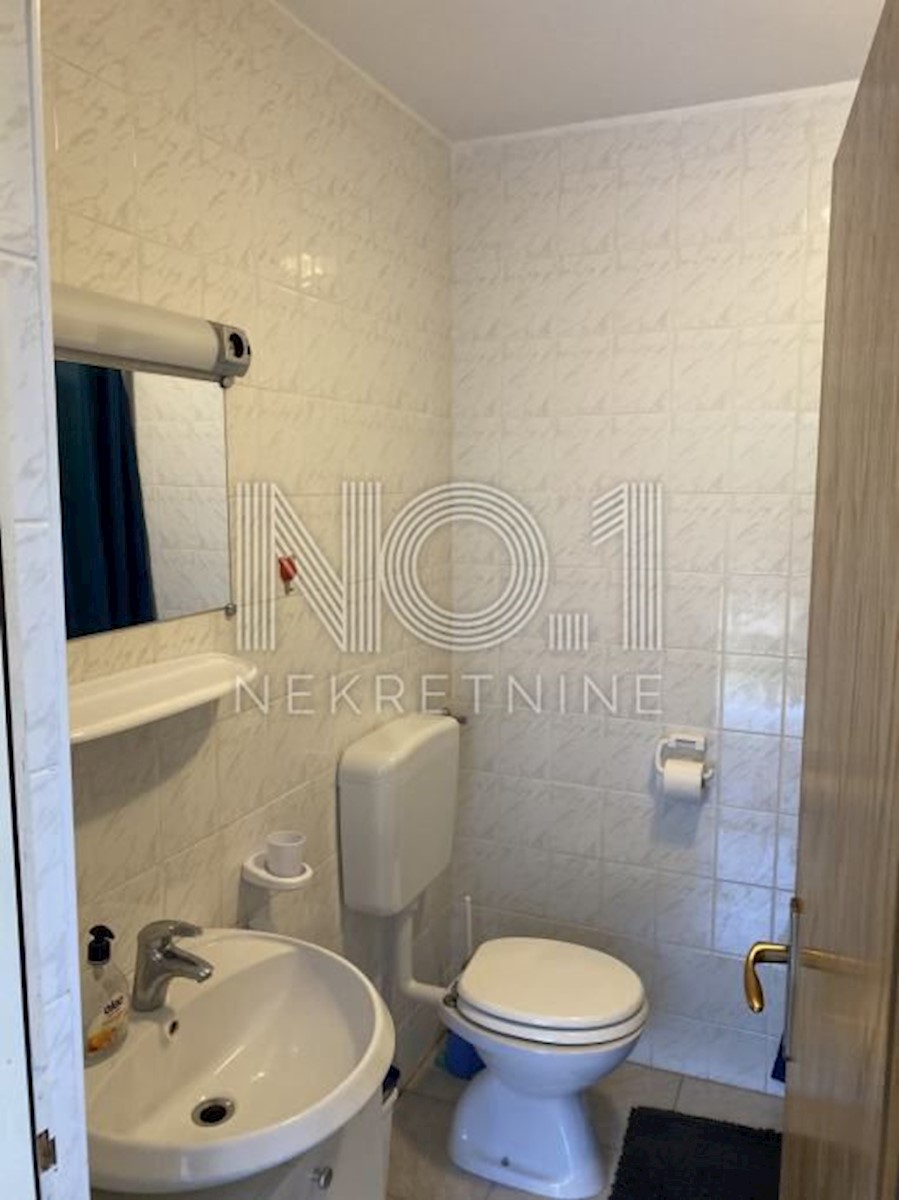 Apartment Zu verkaufen - PRIMORSKO-GORANSKA RAB