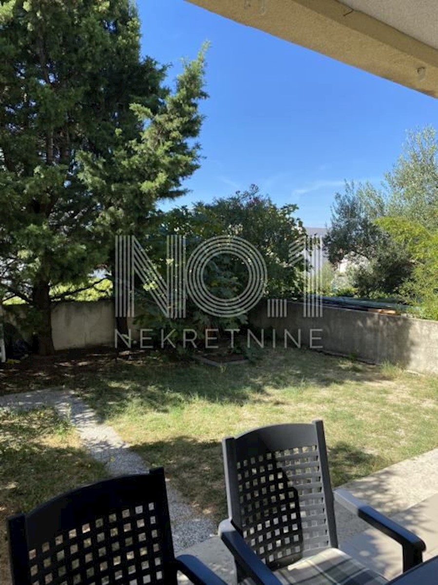 Flat For sale - PRIMORSKO-GORANSKA RAB